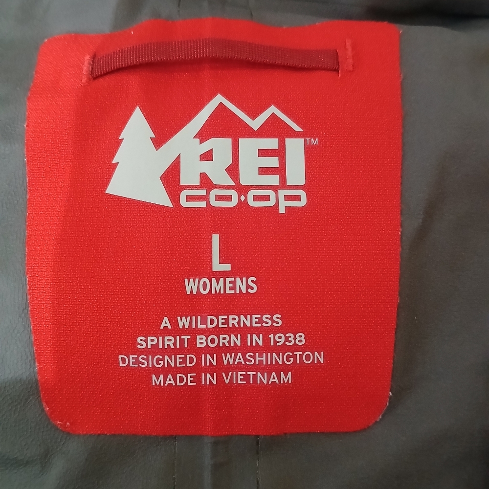 REI Jacket - Picture 3 of 4